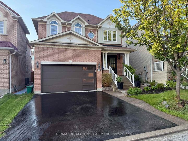 Property Photo: 75 Taverner Crescent ON L1T 0K1