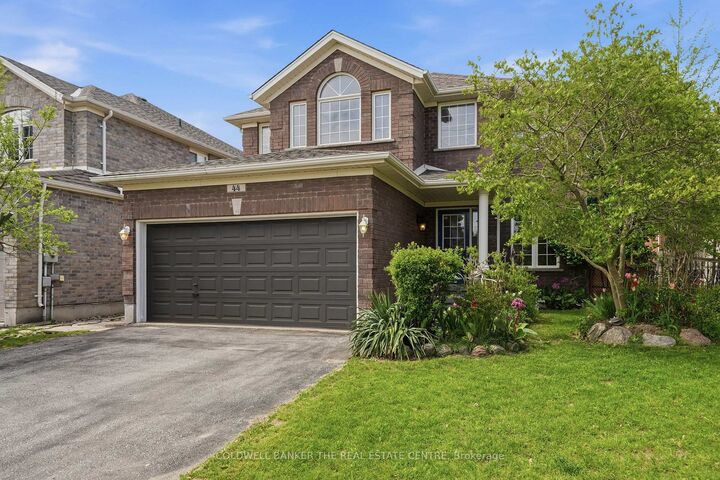 Property Photo: 44 Prince William Way ON L4N 0Y9