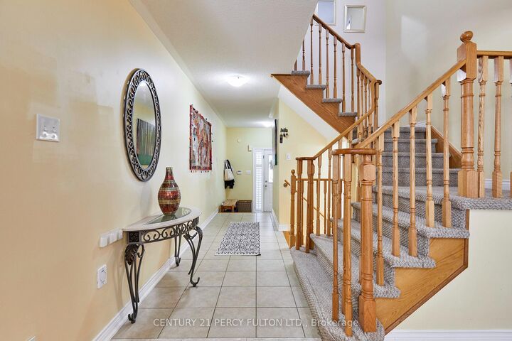 Property Photo: 14 Draycott Avenue ON L1Z 0K2