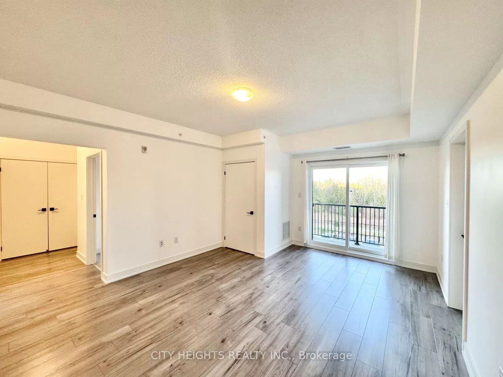 Property Photo:  10 Culinary Lane 205  ON L9J 0K2 