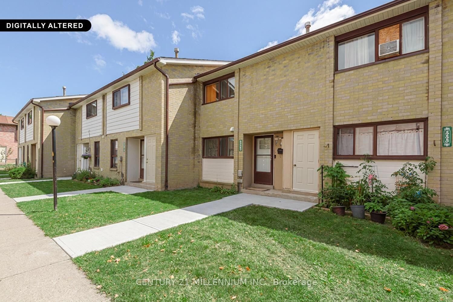 Property Photo: 336 Fleetwood Crescent ON L6T 2E7