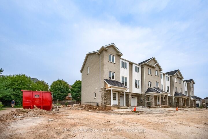 Property Photo: 5261 Heeks Common ON L7L 7B6
