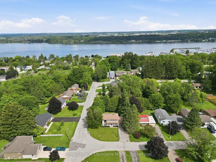 Property Photo:  2595 6th Avenue W  ON N4K 5J7 