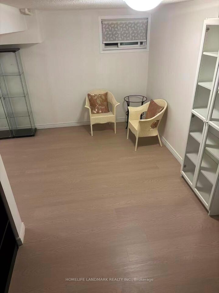 Property Photo:  72 Dusay Place 2  ON M1W 2N2 