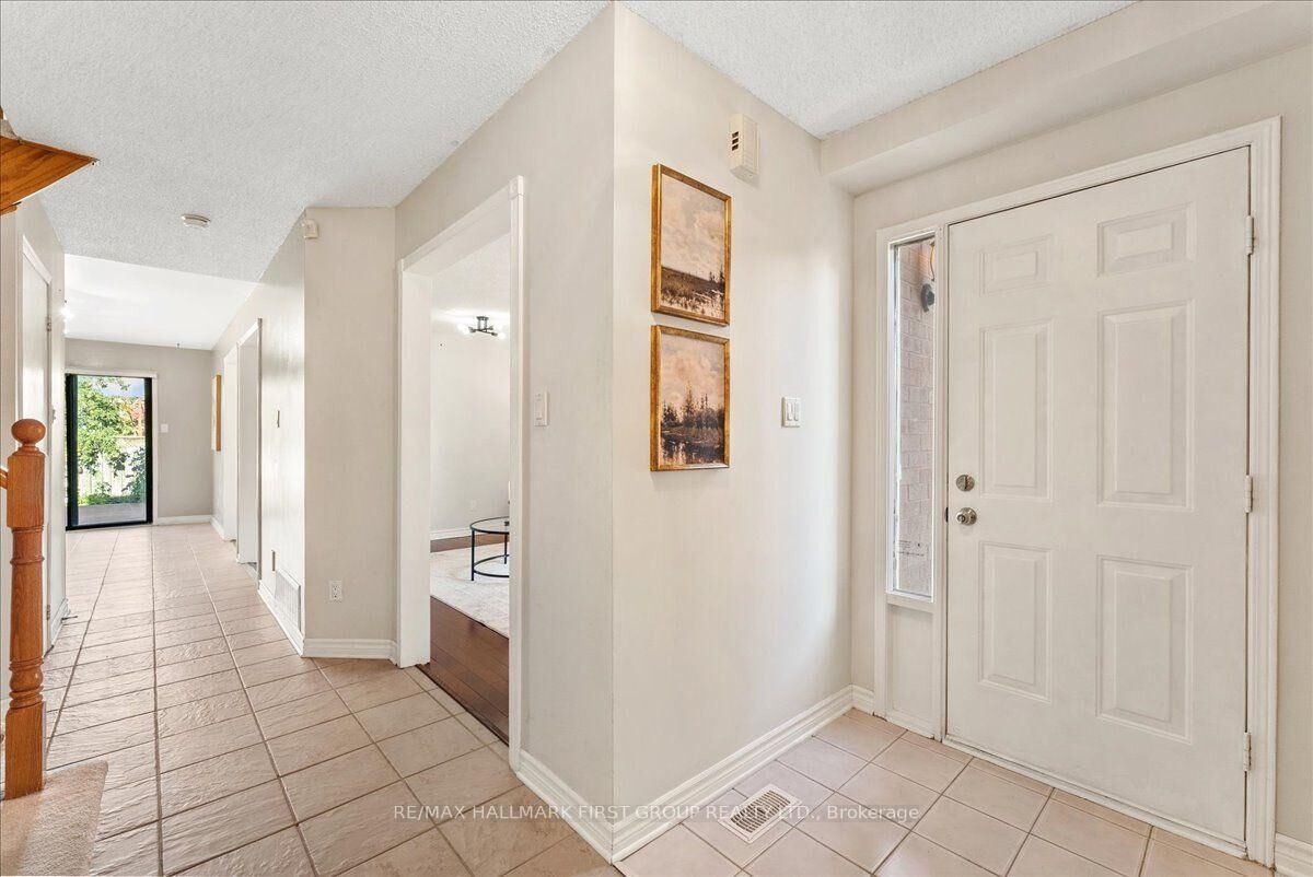 Property Photo: 39 Keys Drive ON L1T 3R3