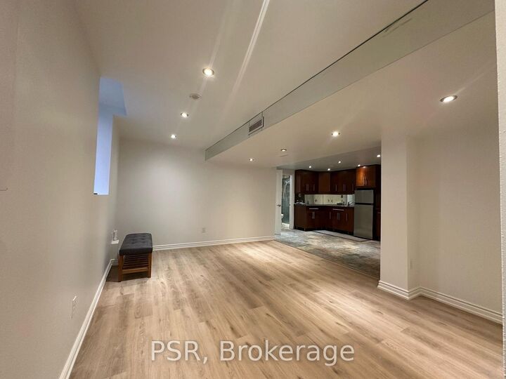 Property Photo:  5510 Red Brush Drive Lower  ON L4Z 4A7 