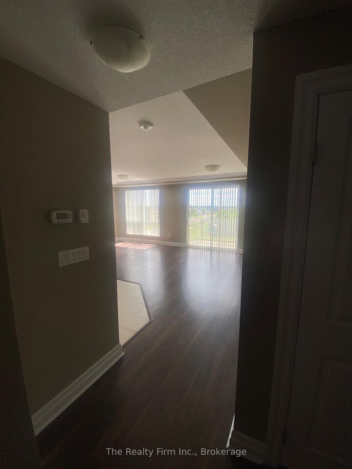 Property Photo:  515 Finkle Street 414  ON N4V 0B5 