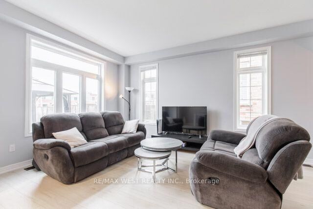 Property Photo:  50 Browview Drive  ON L0R 2H9 