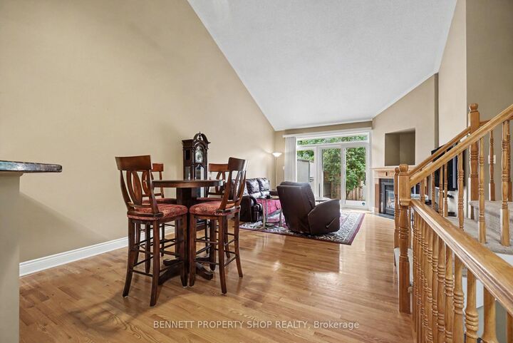 Property Photo: 39 Foulis Crescent ON K2L 4H2