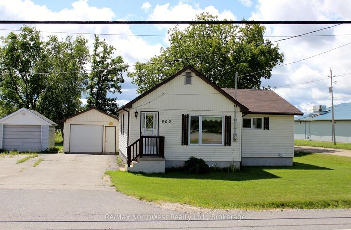 Property Photo:  502 Atwood Avenue  ON P0W 1L0 