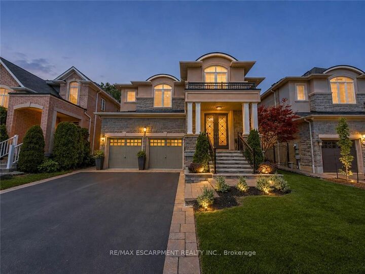 80 Sutherland Crescent — photo 1