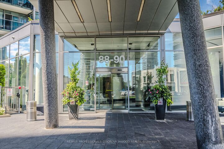 Property Photo: 88 Park Lawn Road 305 ON M8Y 0B5