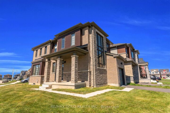 Property Photo:  25 Heritage Way  ON L2V 0N9 