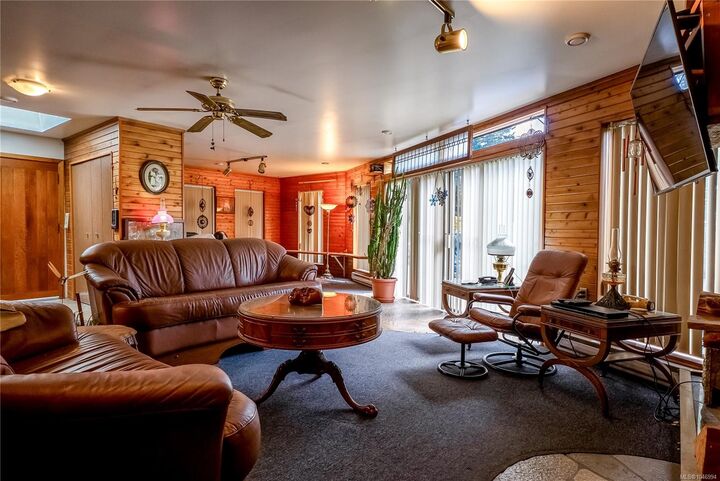 Property Photo: 1698 Millstream Rd BC V9B 6E7