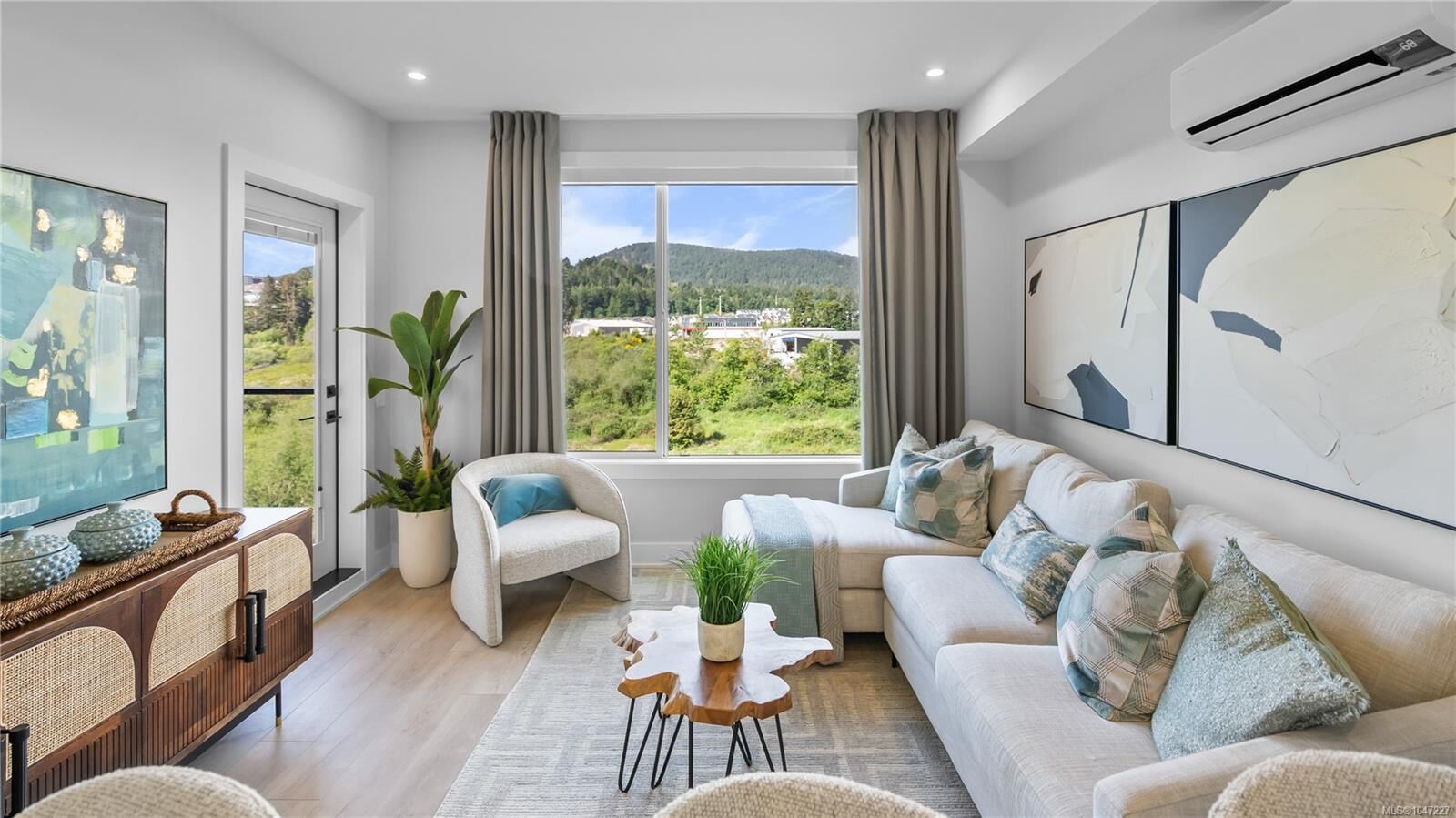 Property Photo:  1371 Goldstream Ave #516  BC V9B 7B7 