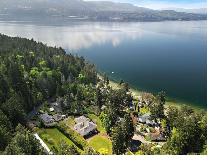 Property Photo: 600 Seacliffe Rd BC V8L 5W1