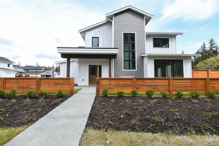 1090 Evergreen Rd #1 — photo 1