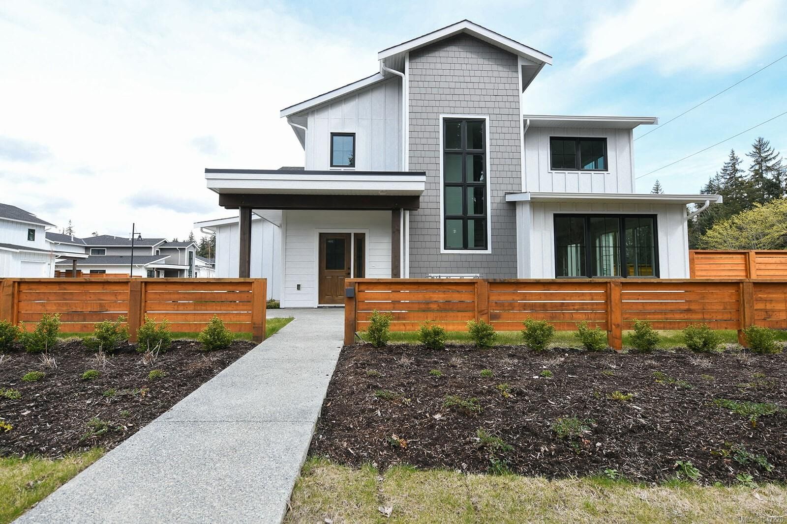 Property Photo: 1090 Evergreen Rd #1 BC V9W 3R9