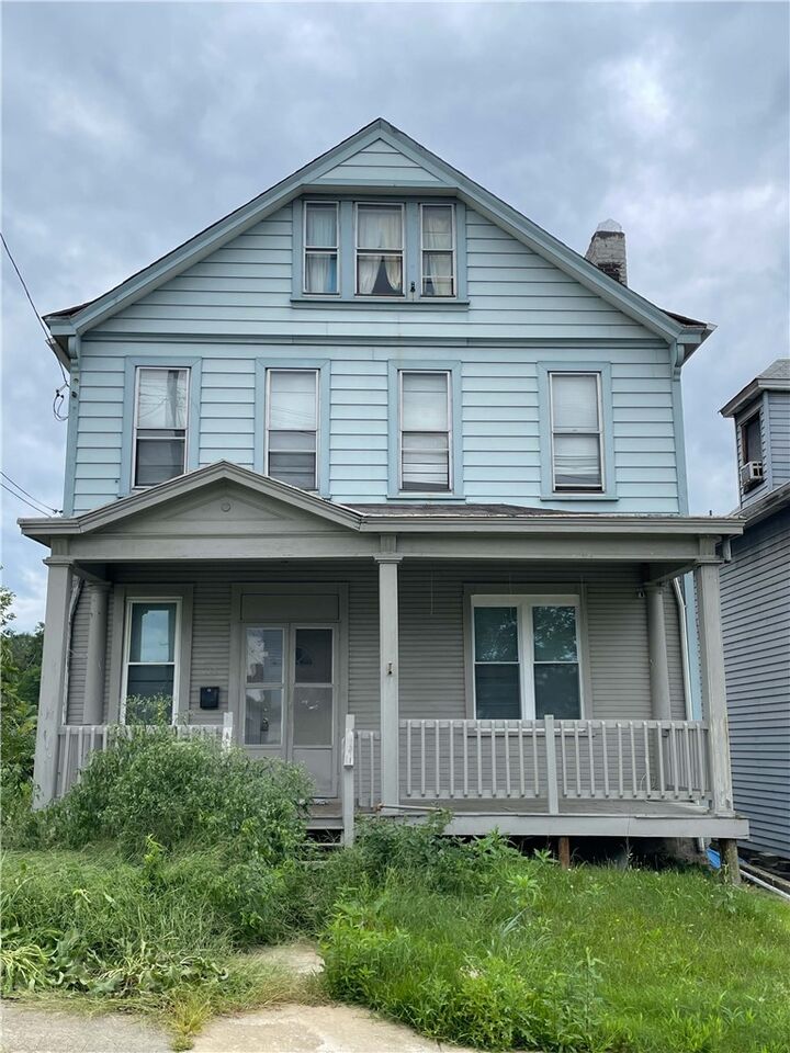 Property Photo:  714 Union  PA 15132 