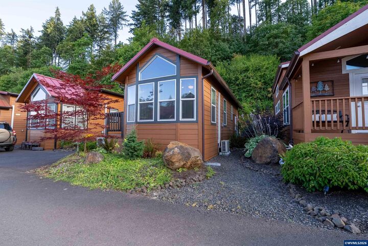 Property Photo: 8372 Enchanted (#241) Wy SE 241 OR 97392