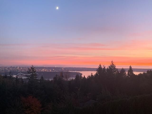 Property Photo: 1135 Groveland Court BC V7S 1Z7