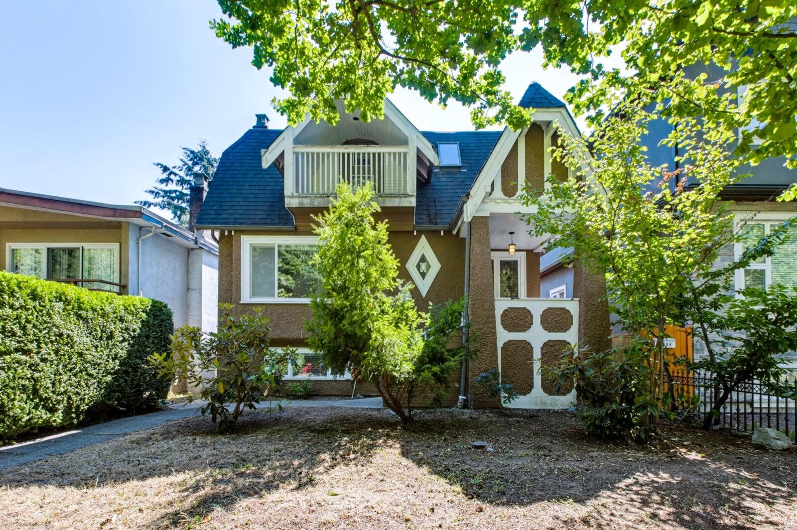 Property Photo: 3888 W 15th Avenue BC V6R 2Z9