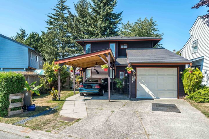 7385 129 Street — photo 1
