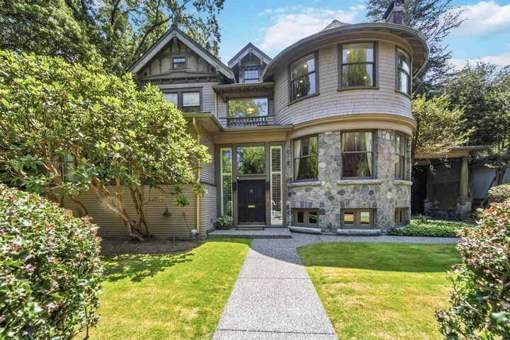 1188 Laurier Avenue — photo 1
