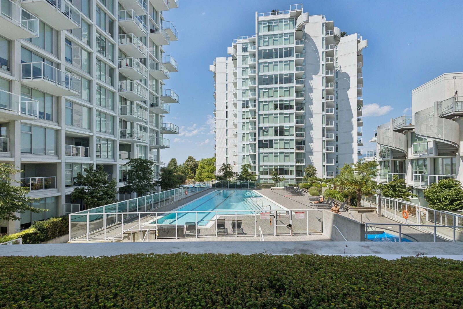 Property Photo: 2220 Kingsway Street 531 BC V5N 0G4