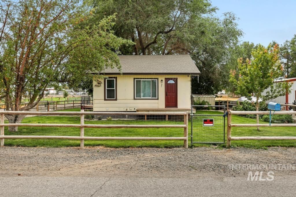 Property Photo: 121 North Street ID 83328
