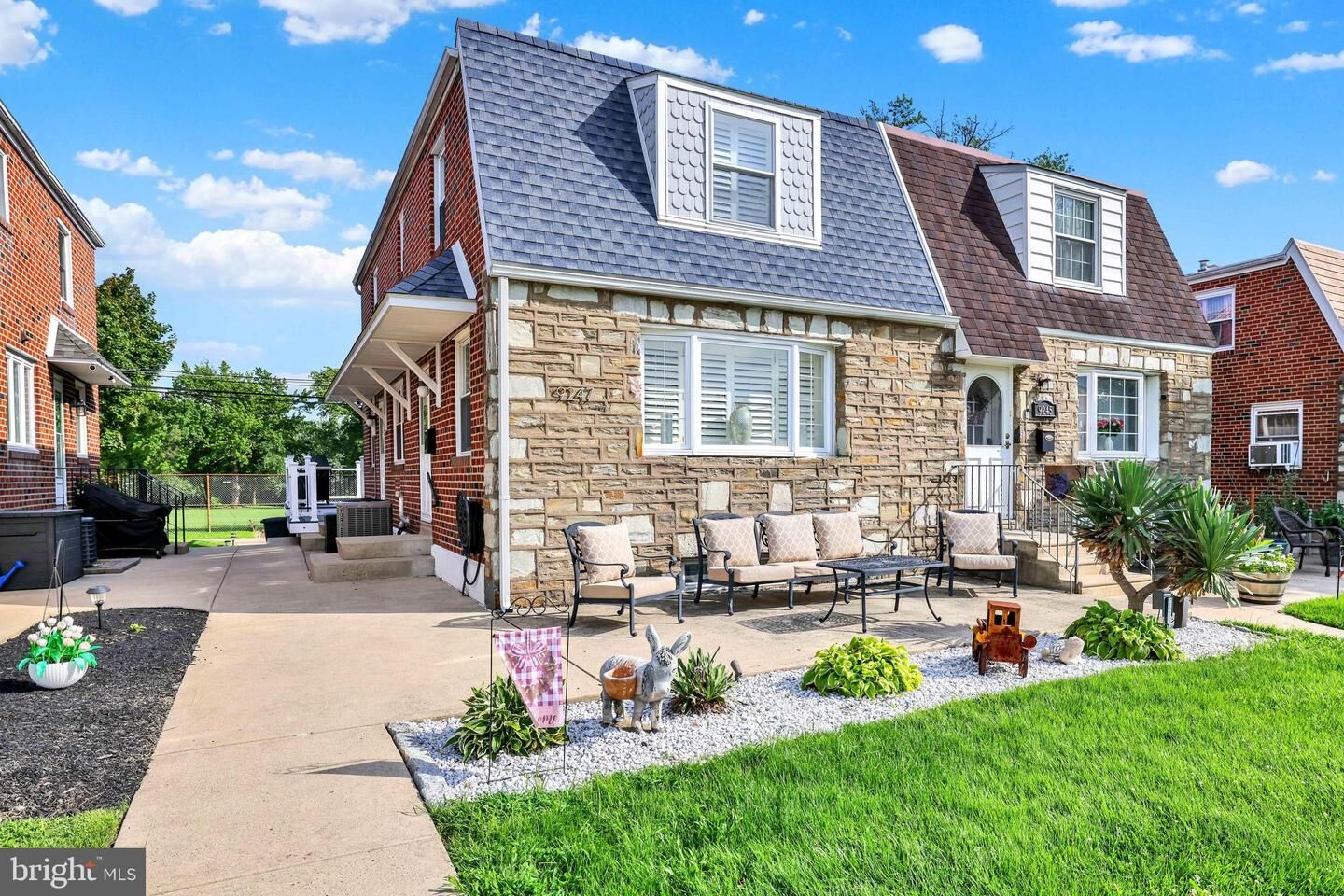Property Photo:  9247 Outlook Avenue  PA 19114 