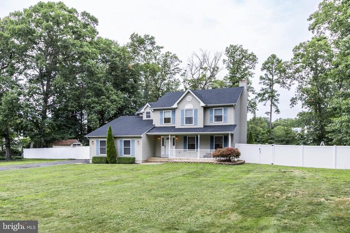 Property Photo:  20 Riccis Drive  NJ 08527 