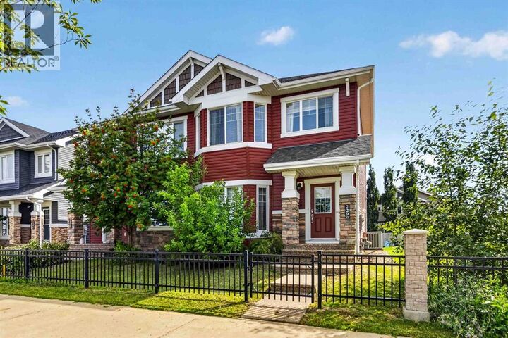Property Photo:  229 Heritage Drive  AB T9K 0X9 