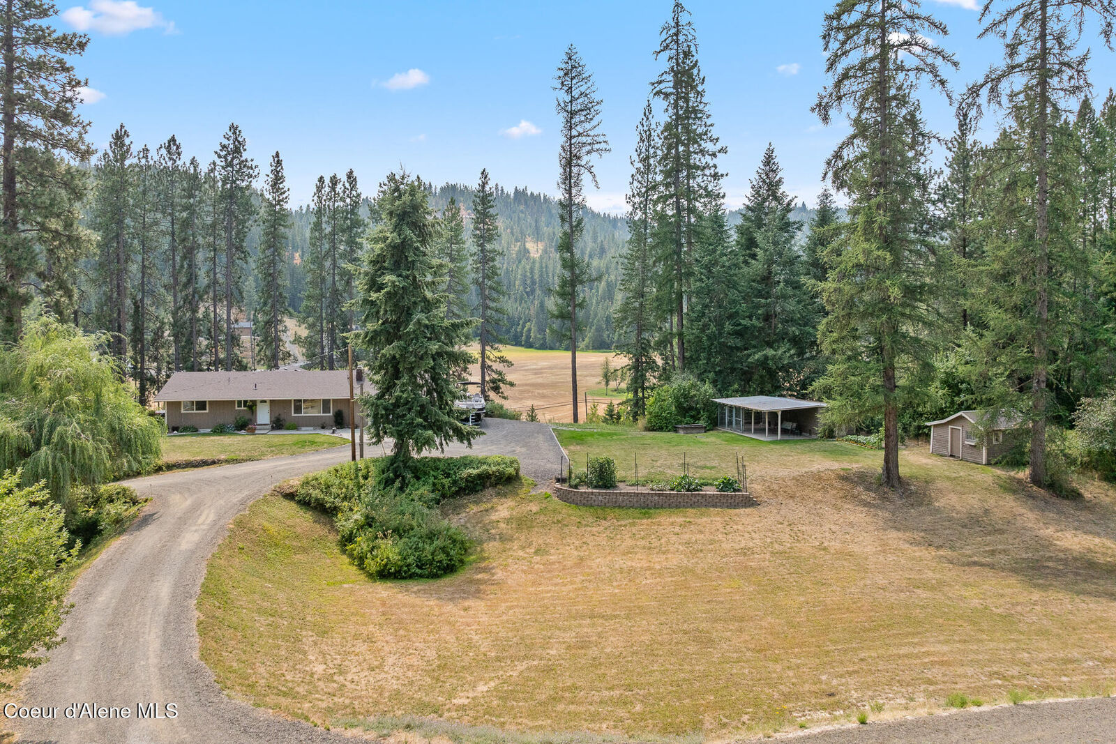 Property Photo:  8035 W Meadowbrook Loop  ID 83814 