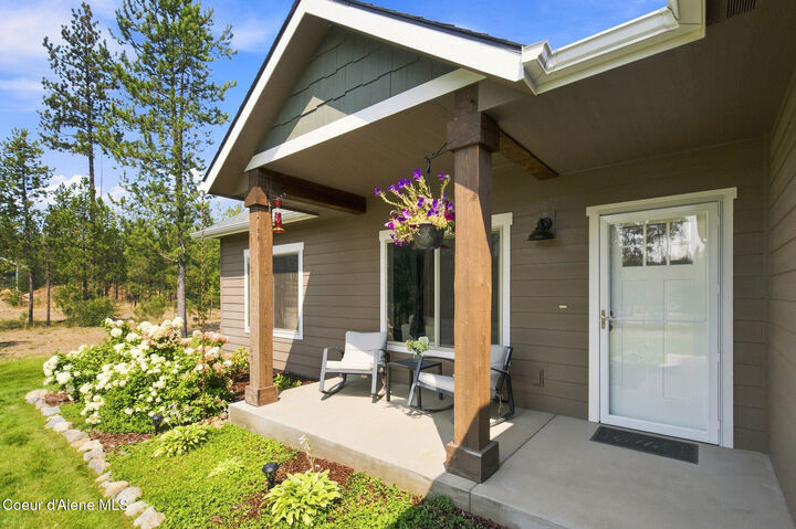 Property Photo:  29 Bumpy Way  ID 83804 