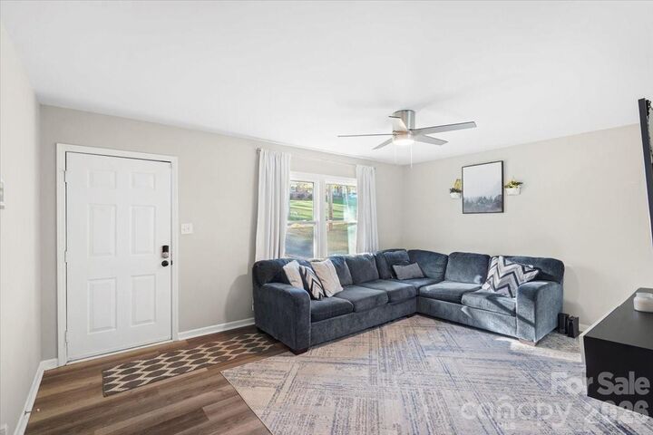 Property Photo: 624 Dundeen Drive NC 28052