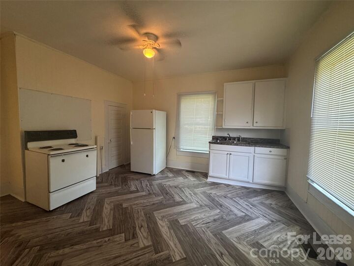 Property Photo:  622 Woodlawn Avenue  NC 28120 