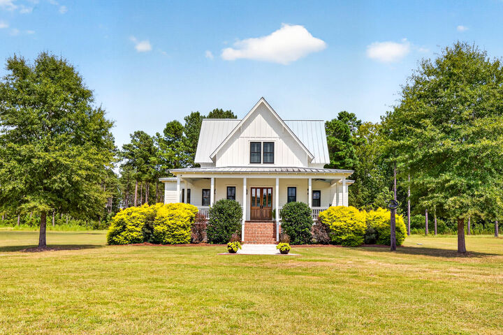 Property Photo:  703 Bay Road  SC 29133 