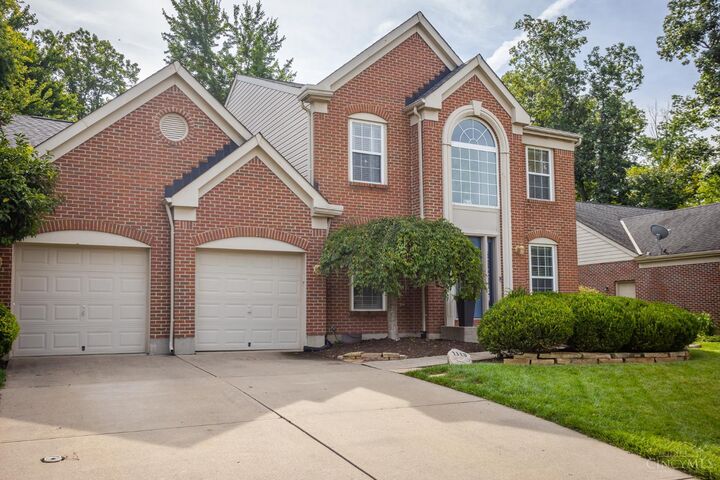 Property Photo:  1113 Sparrowwood Boulevard  OH 45103 