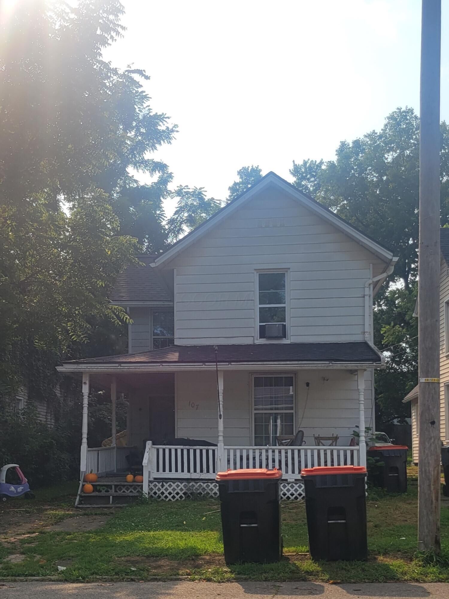 Property Photo:  107 Oakwood Avenue  OH 43055 