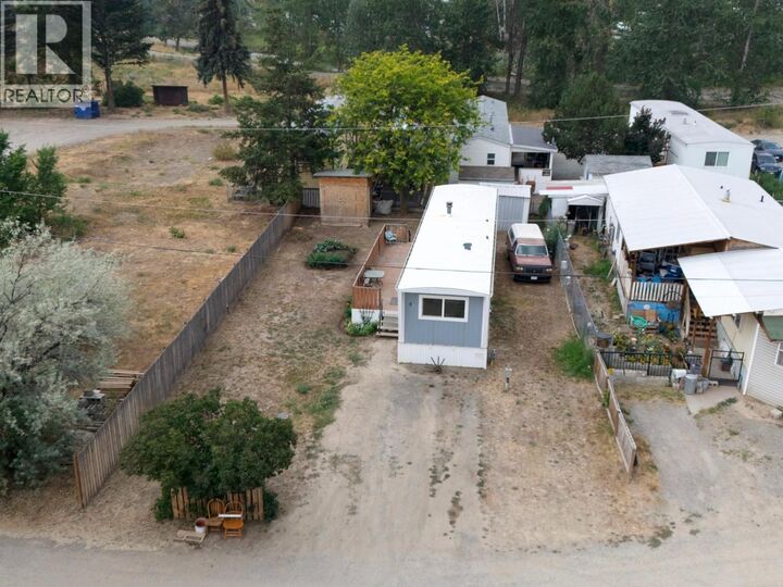 Property Photo: 1500 Spring Street 6B BC V1K 1B8