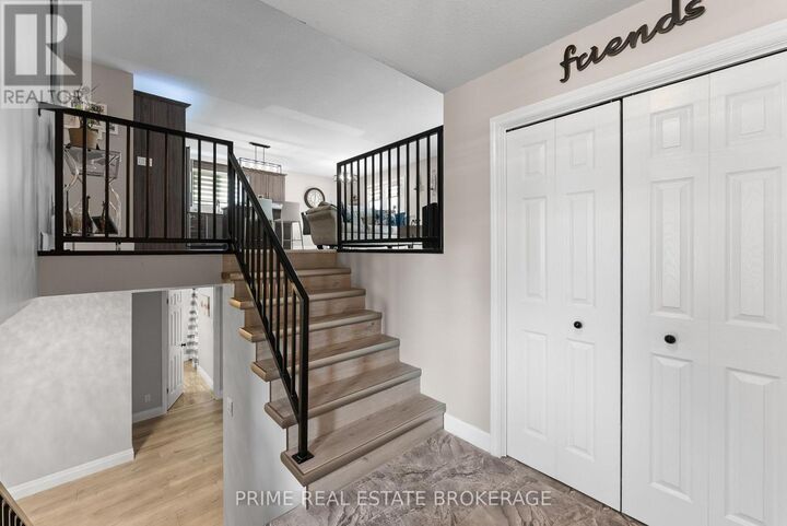 Property Photo:  24 Queen Street West  ON N0N 1J0 