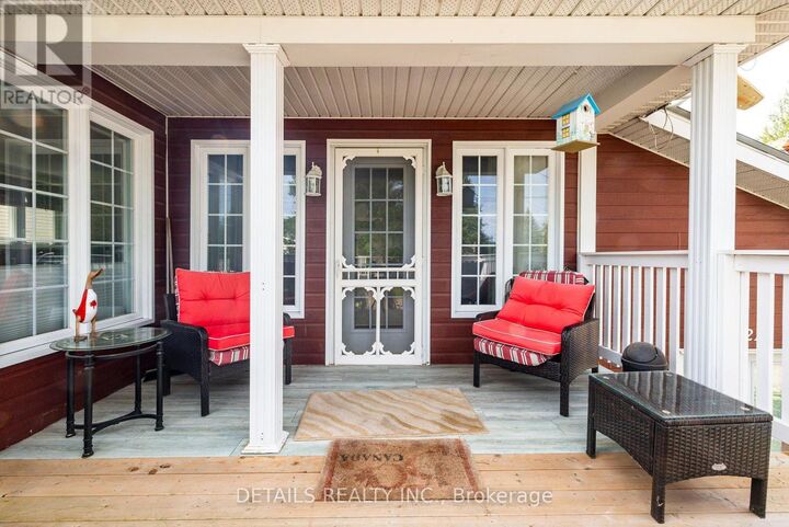 Property Photo:  212 Wellington Street West  ON K0G 1N0 