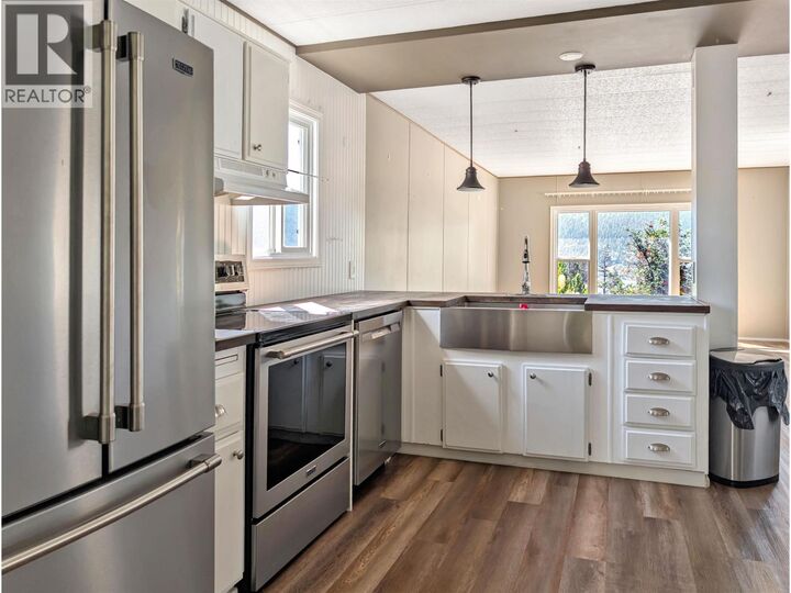 Property Photo: 1700 Broadway Avenue 38 BC V2G 2W5