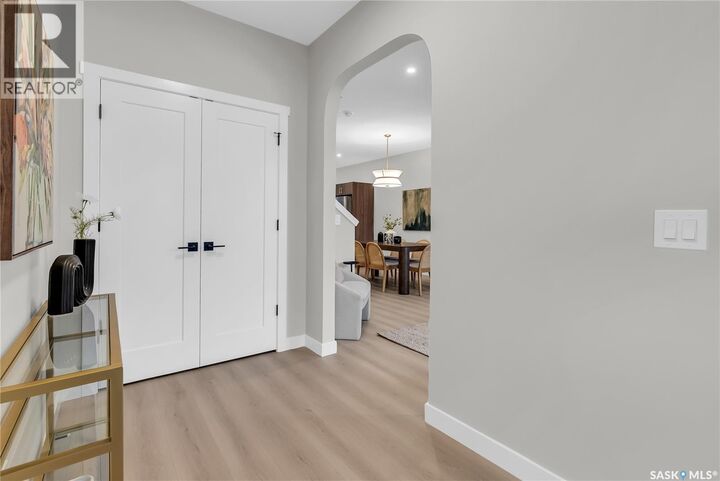Property Photo: 118 Amisk Way SK S7V 1W5