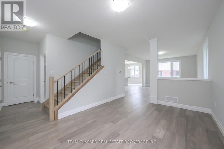 Property Photo: 1604 Chickadee Trail ON N6N 1K2
