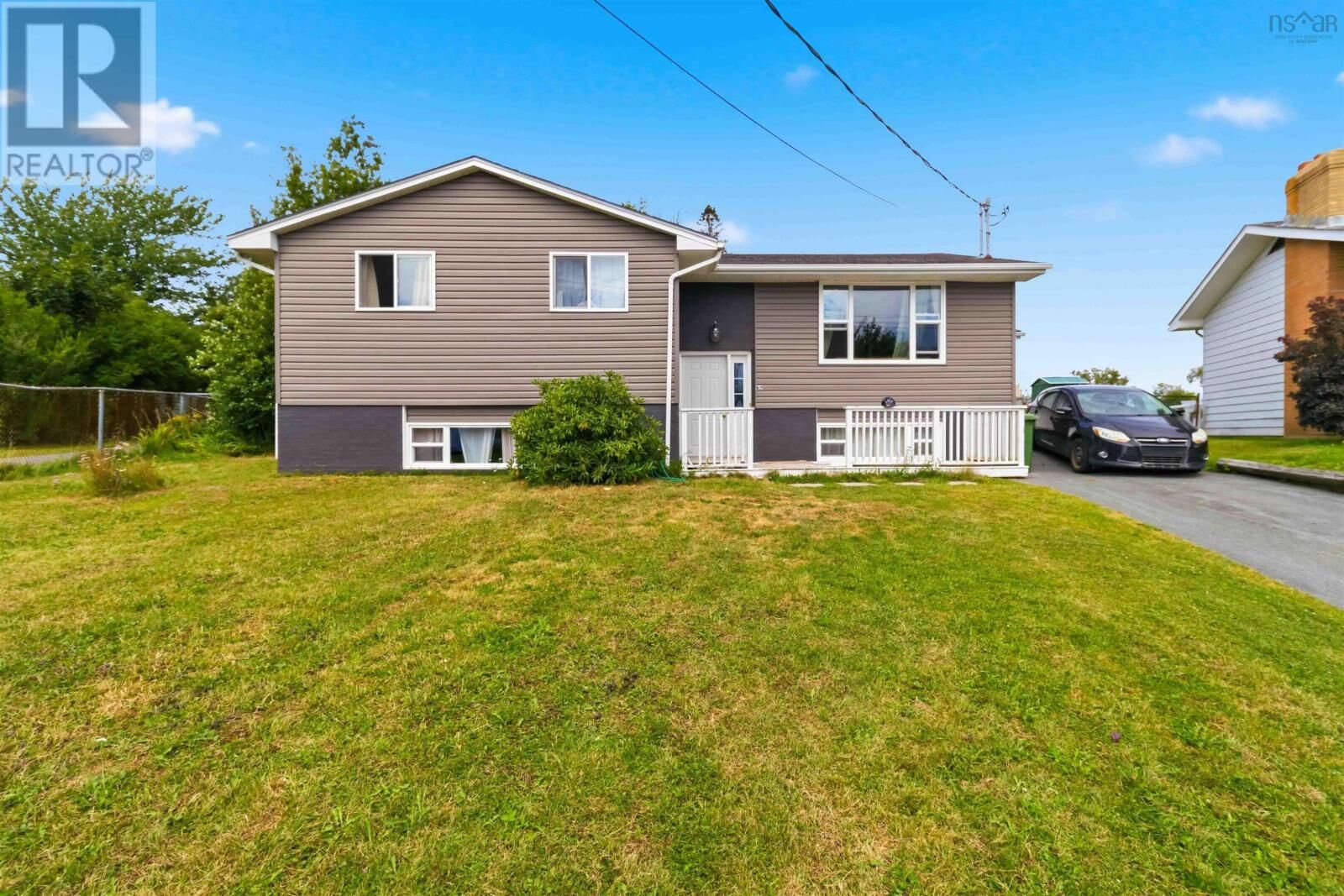 Property Photo: 62 Shalimar Crescent NS B2W 4L8