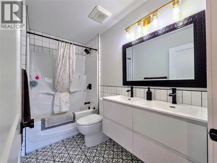 Property Photo:  1313 13th Avenue  BC V0A 1K4 