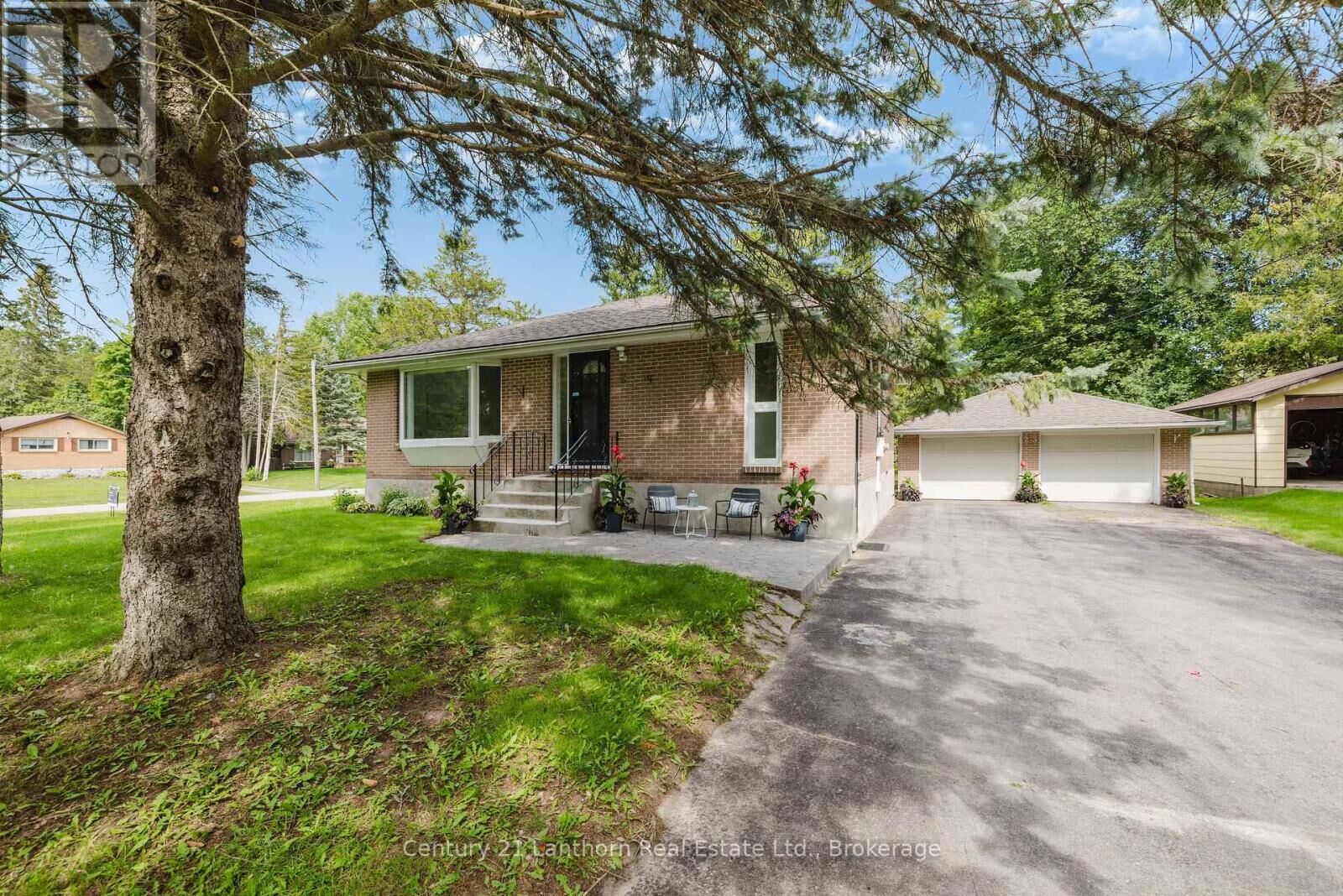 Property Photo: 23 Wood Street ON K8V 5P6