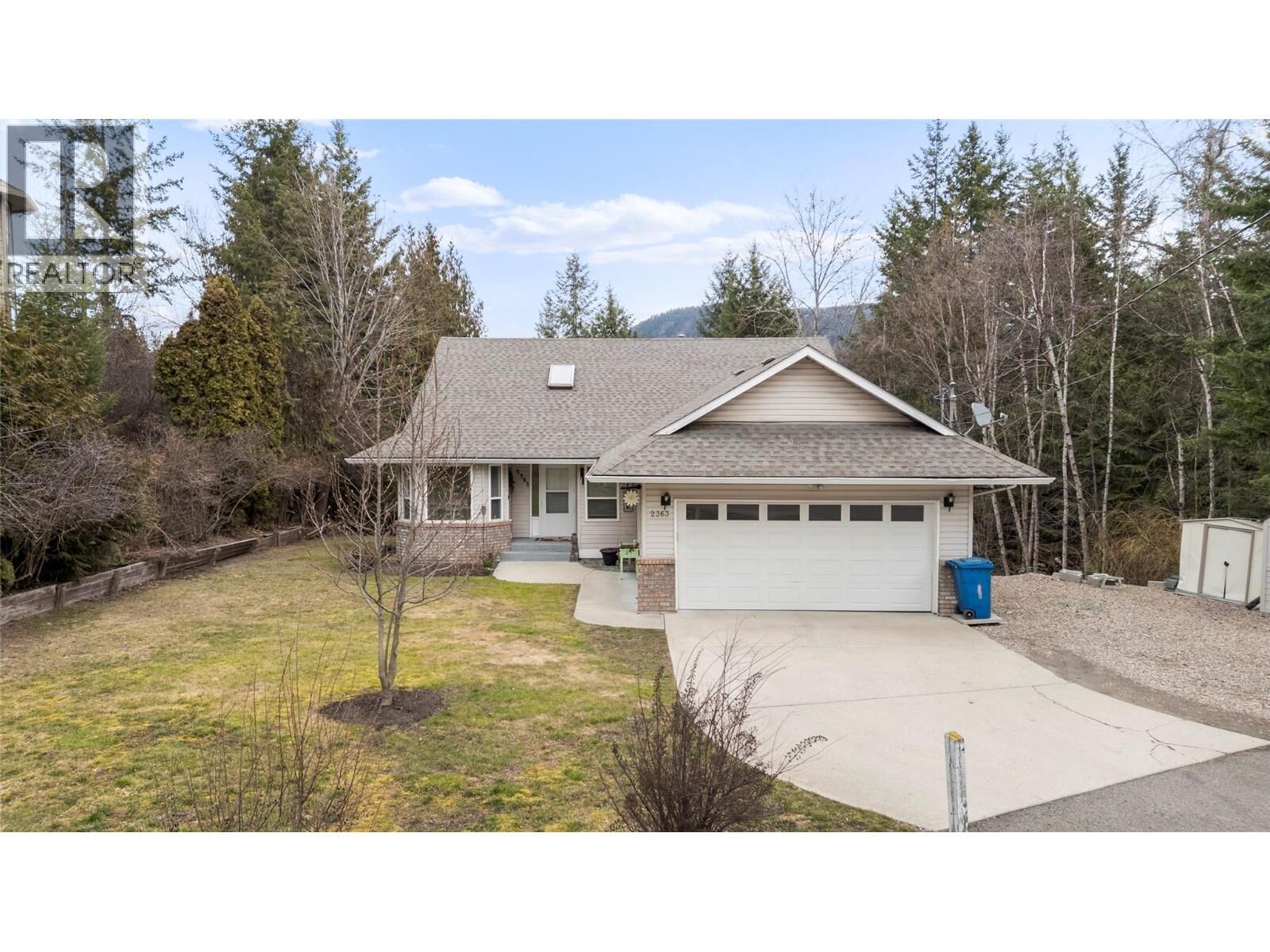 Property Photo: 2363 Pleasant Dale Road BC V0E 1H1